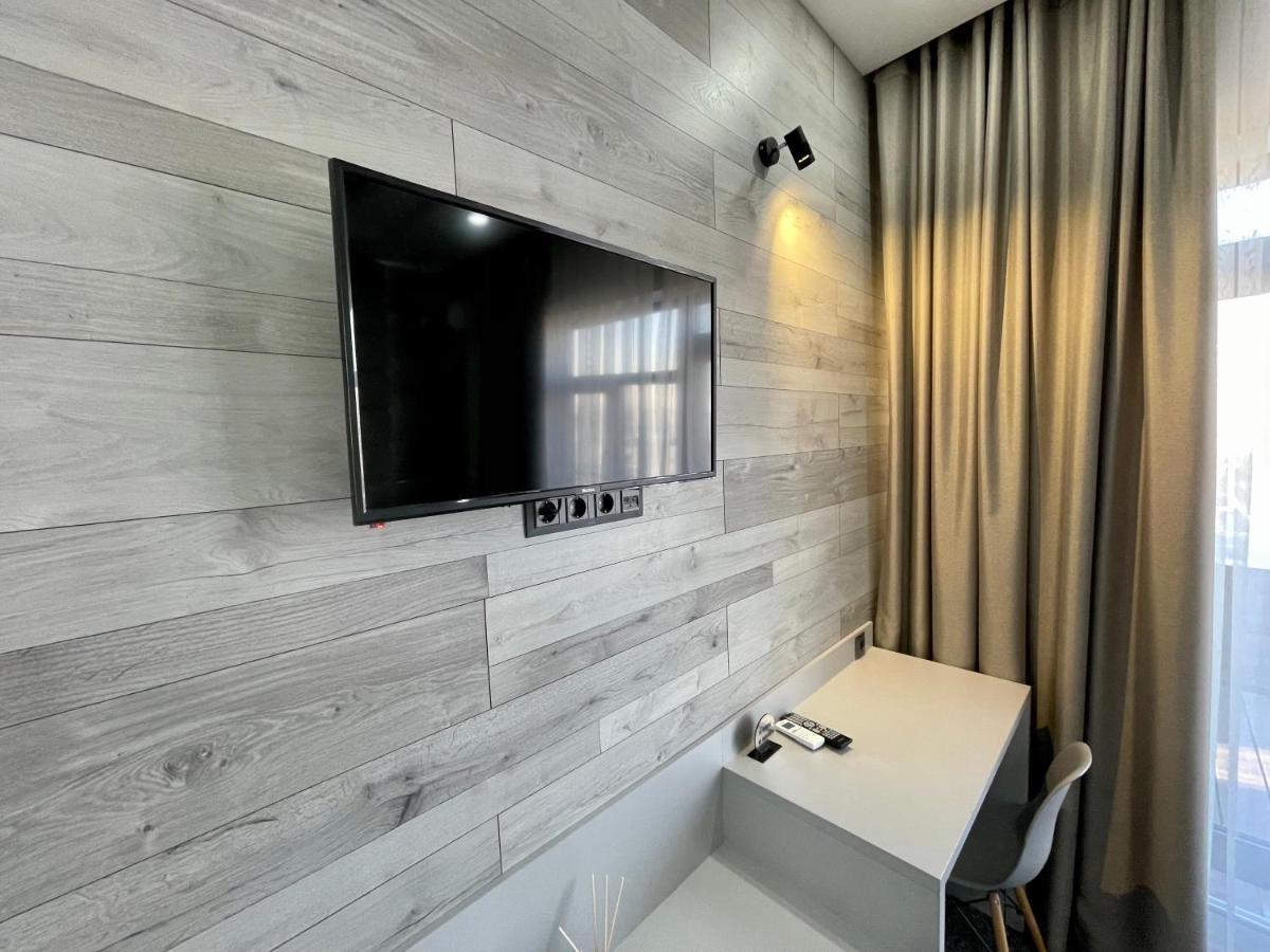 Terrasse Hotel & Bar Bishkek Ngoại thất bức ảnh