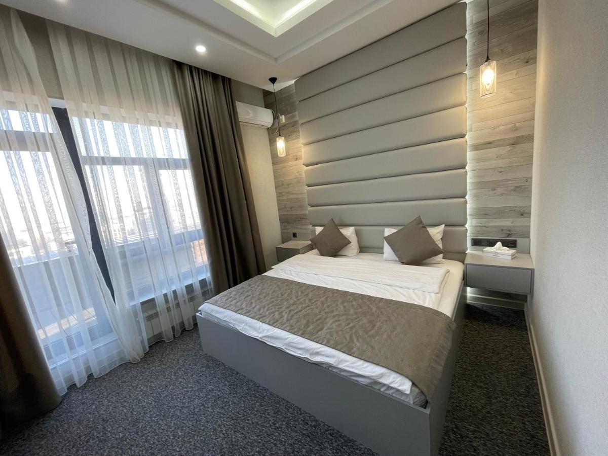 Terrasse Hotel & Bar Bishkek Ngoại thất bức ảnh